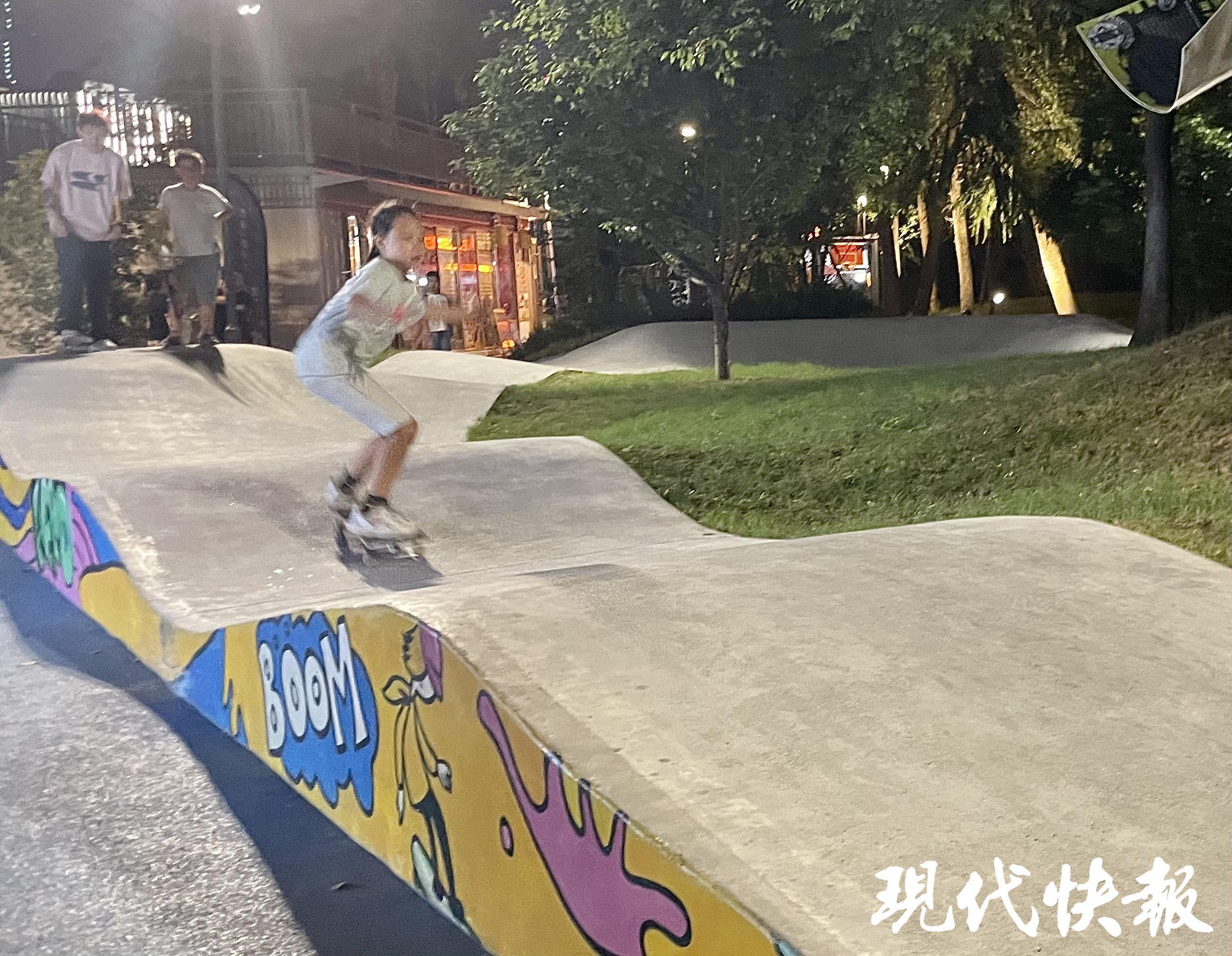 必一体育文脉华章｜奥运刮起“潮玩”风体育文明的年青态表达(图4)