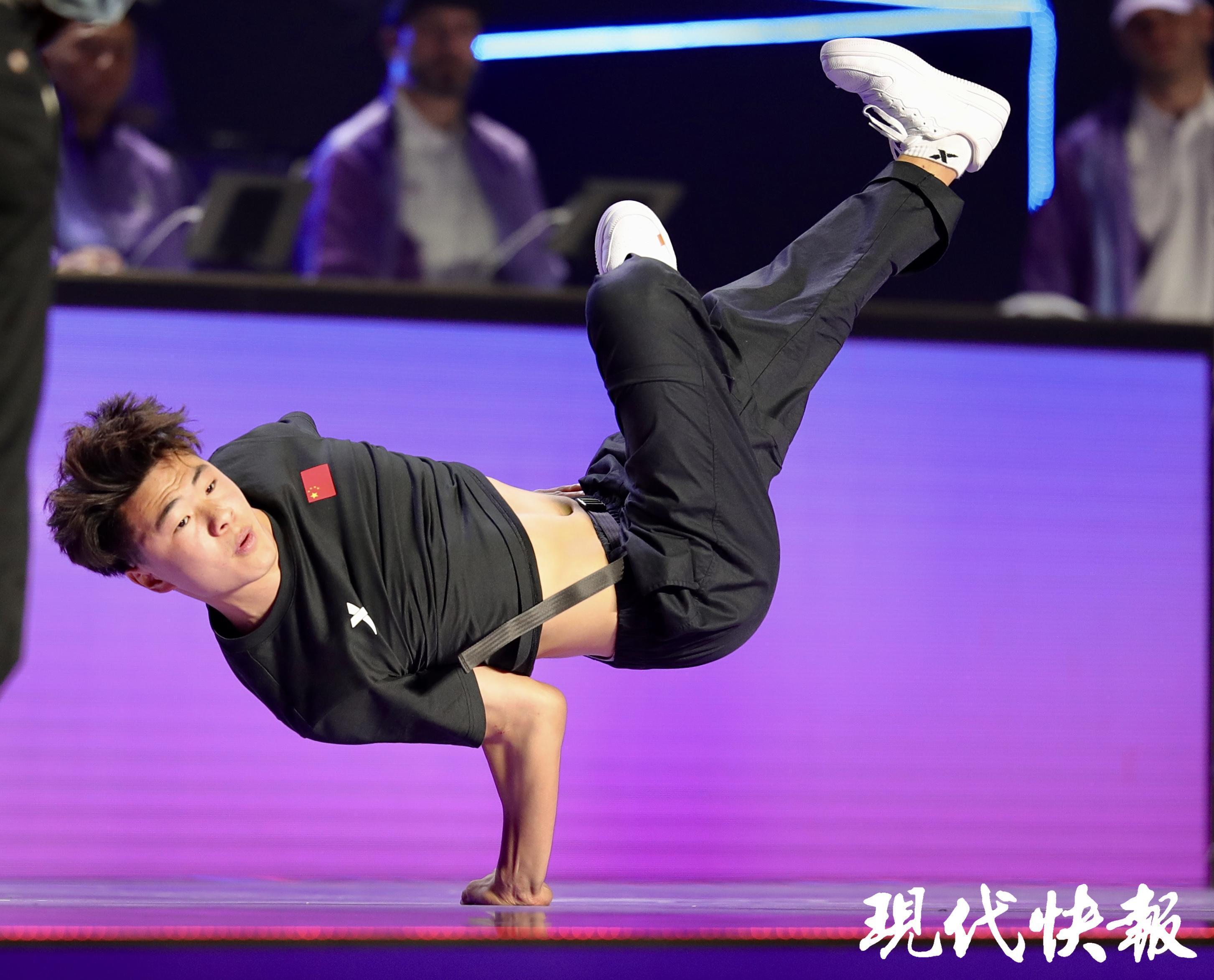 必一体育文脉华章｜奥运刮起“潮玩”风体育文明的年青态表达(图5)